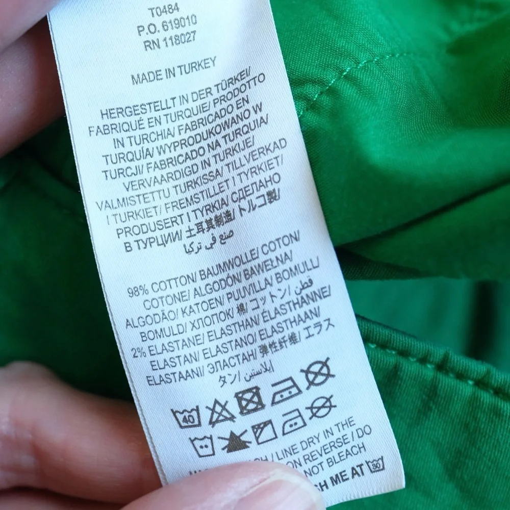 Boden Green Chino Shorts Size 8 6” *Button replaced - Picture 4 of 4